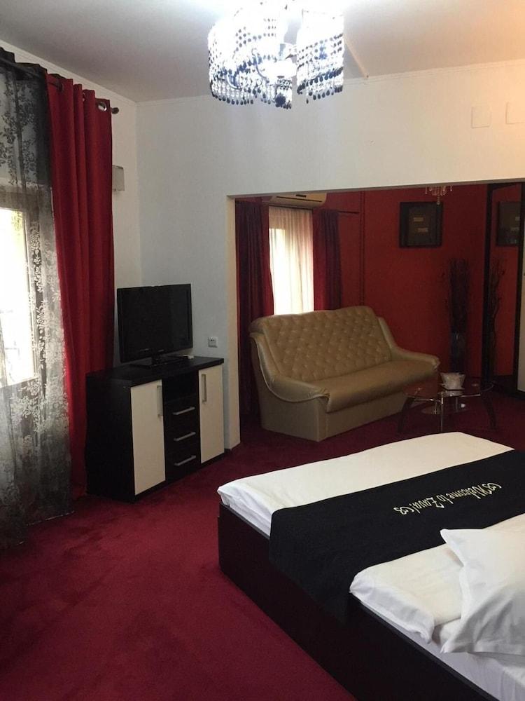 Hotel Papu بوخارست المظهر الخارجي الصورة