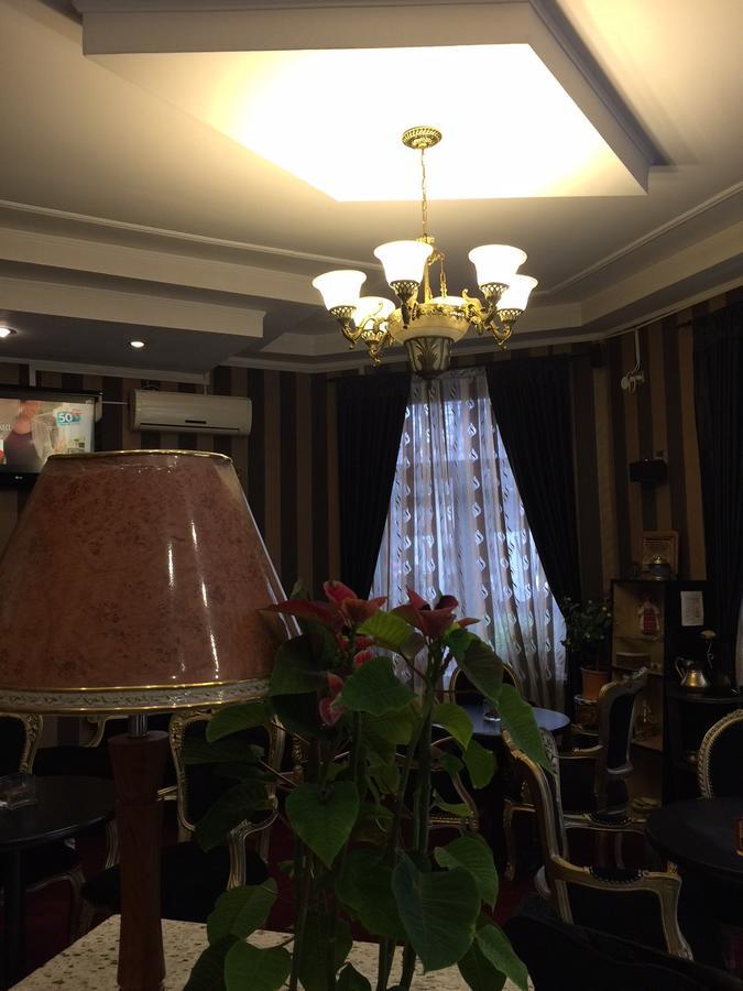 Hotel Papu بوخارست المظهر الخارجي الصورة